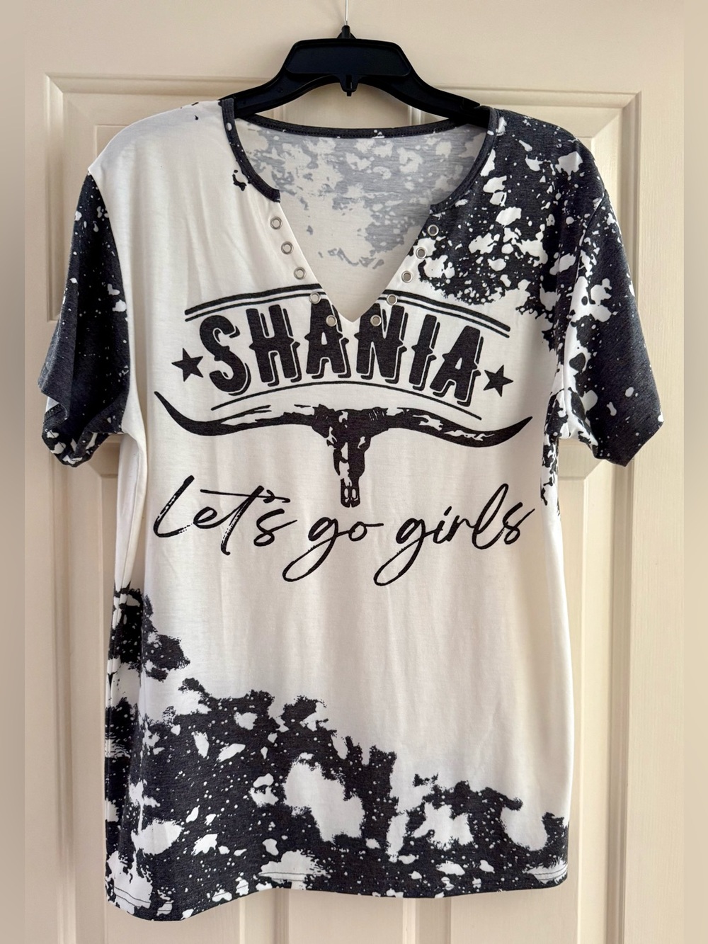 Shania Graphic Tee - White & Black "Let's Go Girls"